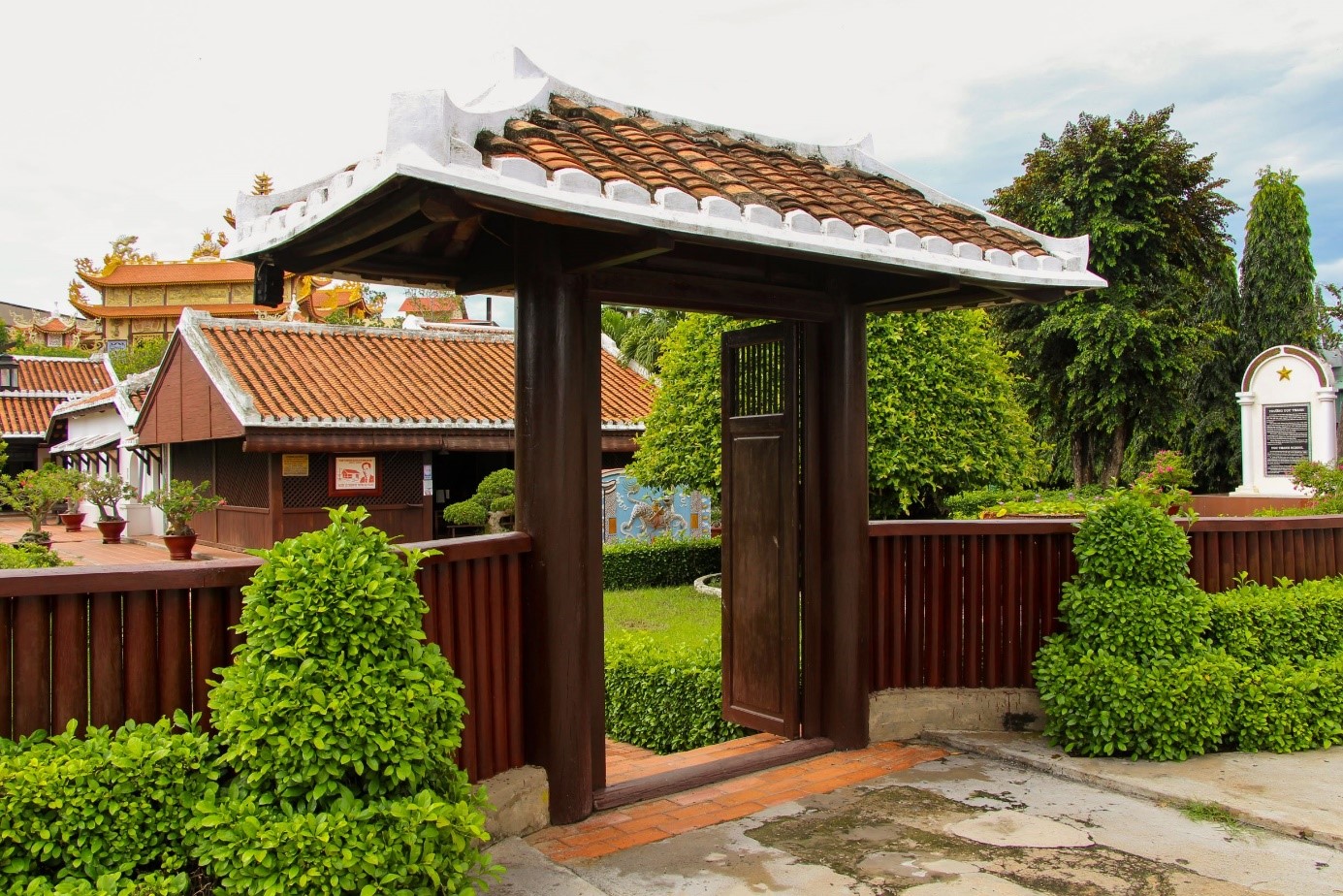 trường dục thanh Trường Dục Thanh - ngôi trường mà thầy Nguyễn Tất Thành đã từng giảng dạy