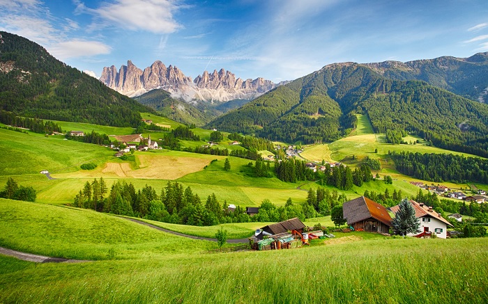 địa điểm du lịch pháp Ngỡ ngàng trước vẻ đẹp thiên nhiên trù phú của dãy núi Alps