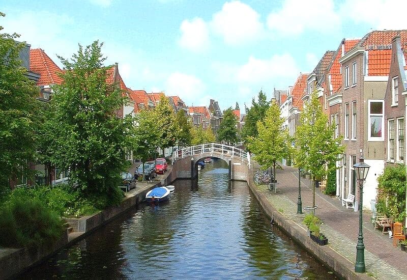 du lịch hà lan Kênh Leiden - nơi hò hẹn lý tưởng dành cho các cặp đôi yêu nhau