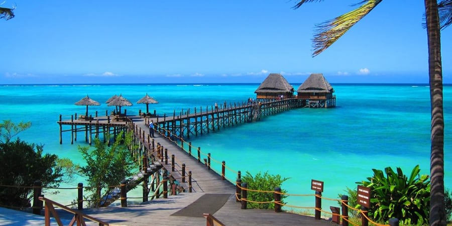 du lịch châu phi hoang dã Đảo Zanzibar ở Tanzania là một điểm đến xinh đẹp và nổi tiếng ở Châu Phi