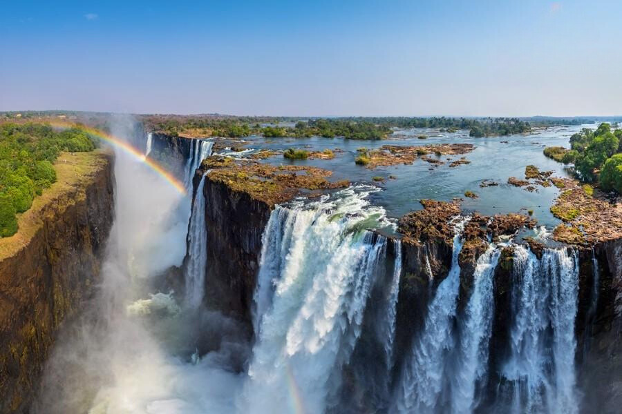 du lịch châu phi hoang dã Thác Victoria là một trong những địa điểm du lịch Châu Phi hoang dã nổi tiếng bậc nhất thế giới