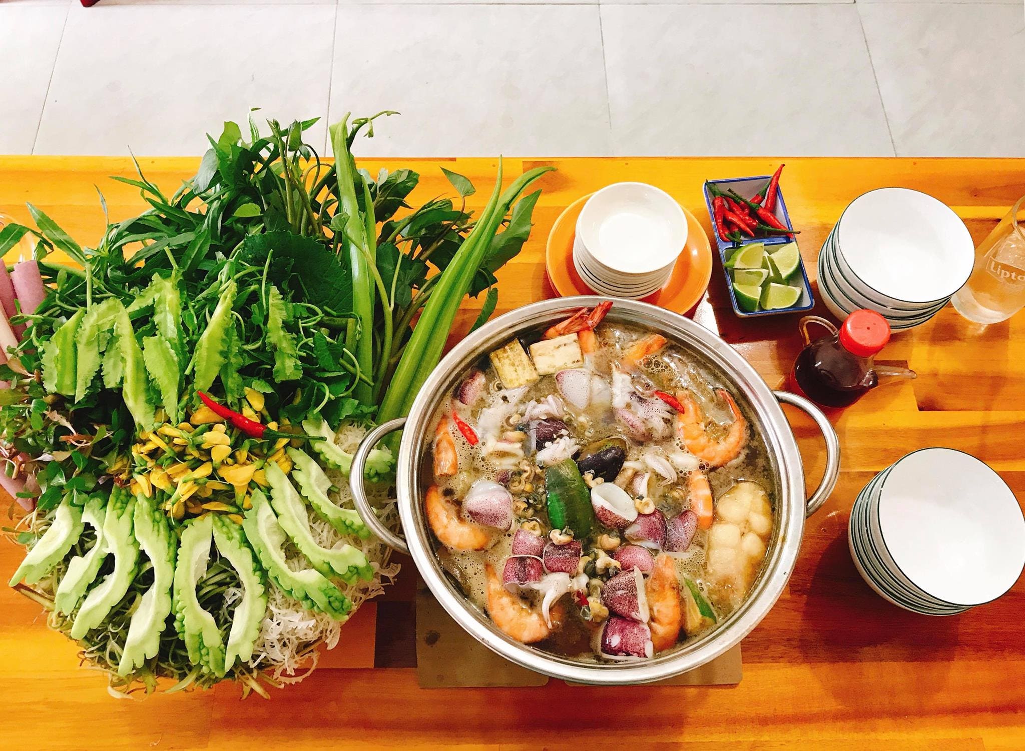 ẩm thực an giang Lẩu mắm Châu Đốc - biểu tượng của ẩm thực An Giang