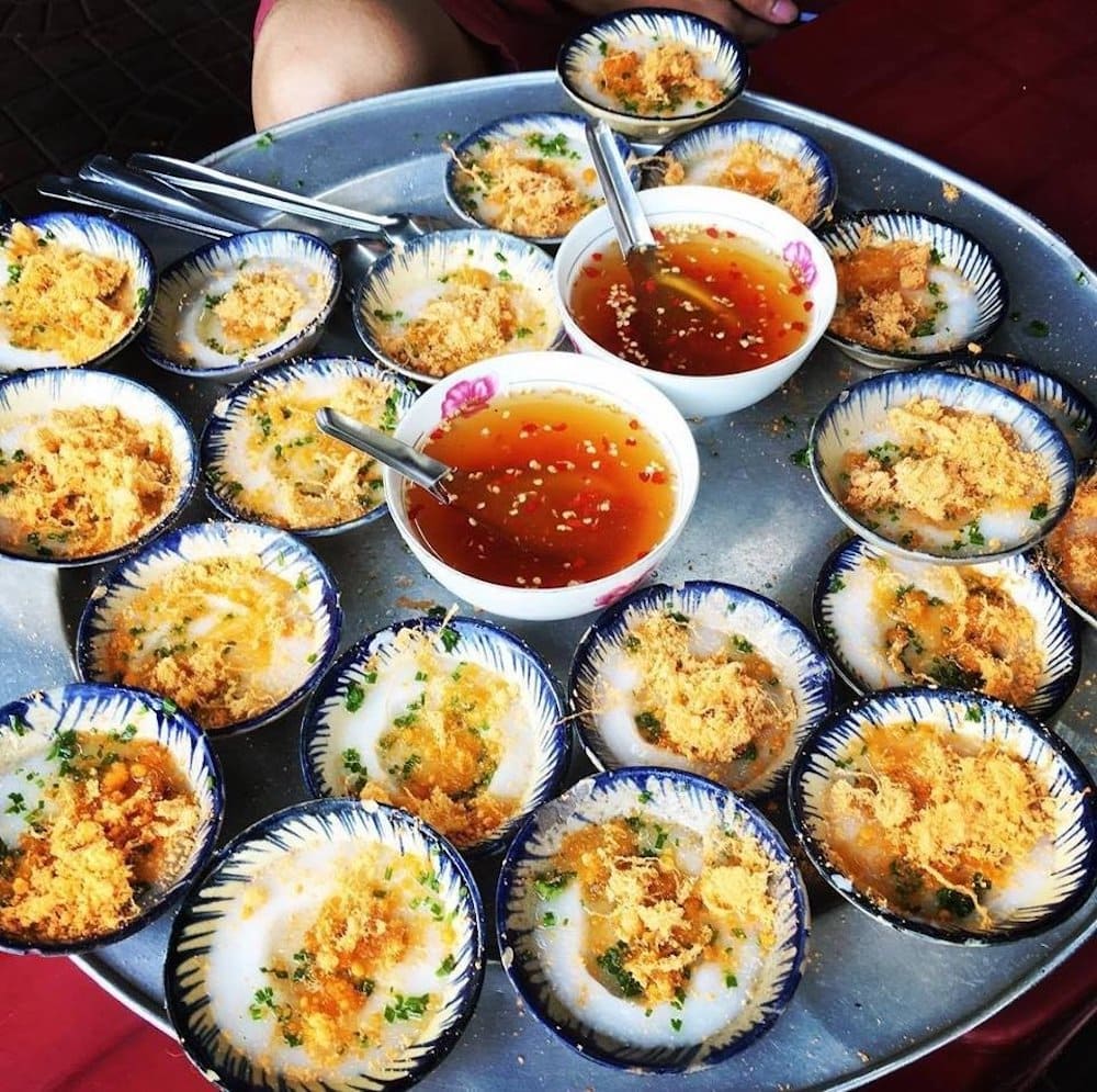 ẩm thực phú yên Đến xứ Nẫu không thể bỏ lỡ món bánh bèo chén với hương vị đặc trưng