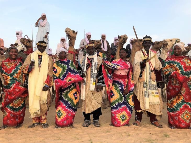 sa mạc sahara Bộ tộc Toubou ở ngã ba khu vực sa mạc Sahara rộng lớn