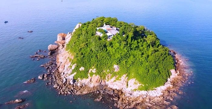 Ghé thăm đảo Hòn Bà - địa điểm du lịch Bình Thuận vô cùng nổi tiếng