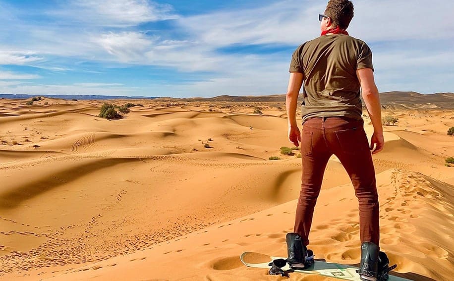sa mạc sahara Trượt ván trên cát kỳ thú giúp xua tan mọi căng thẳng trong cuộc sống thường nhật