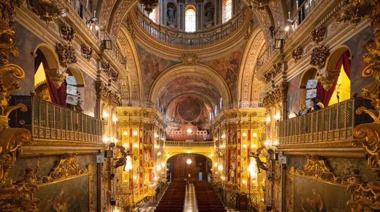 Vương cung thánh đường Basílica San Juan de Dios – Tinh hoa nghệ thuật Baroque