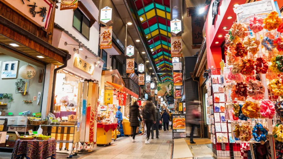 Khám phá chợ Nishiki: Linh hồn ẩm thực cổ truyền của Kyoto
