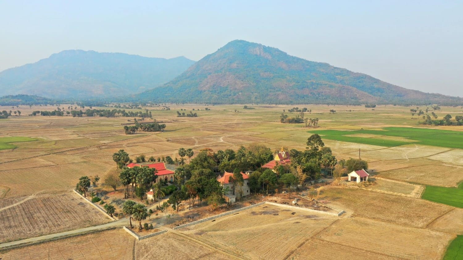Chùa Koh Kas – ngôi chùa mang đậm nét văn hóa Khmer và tín ngưỡng Phật giáo Nam Tông
