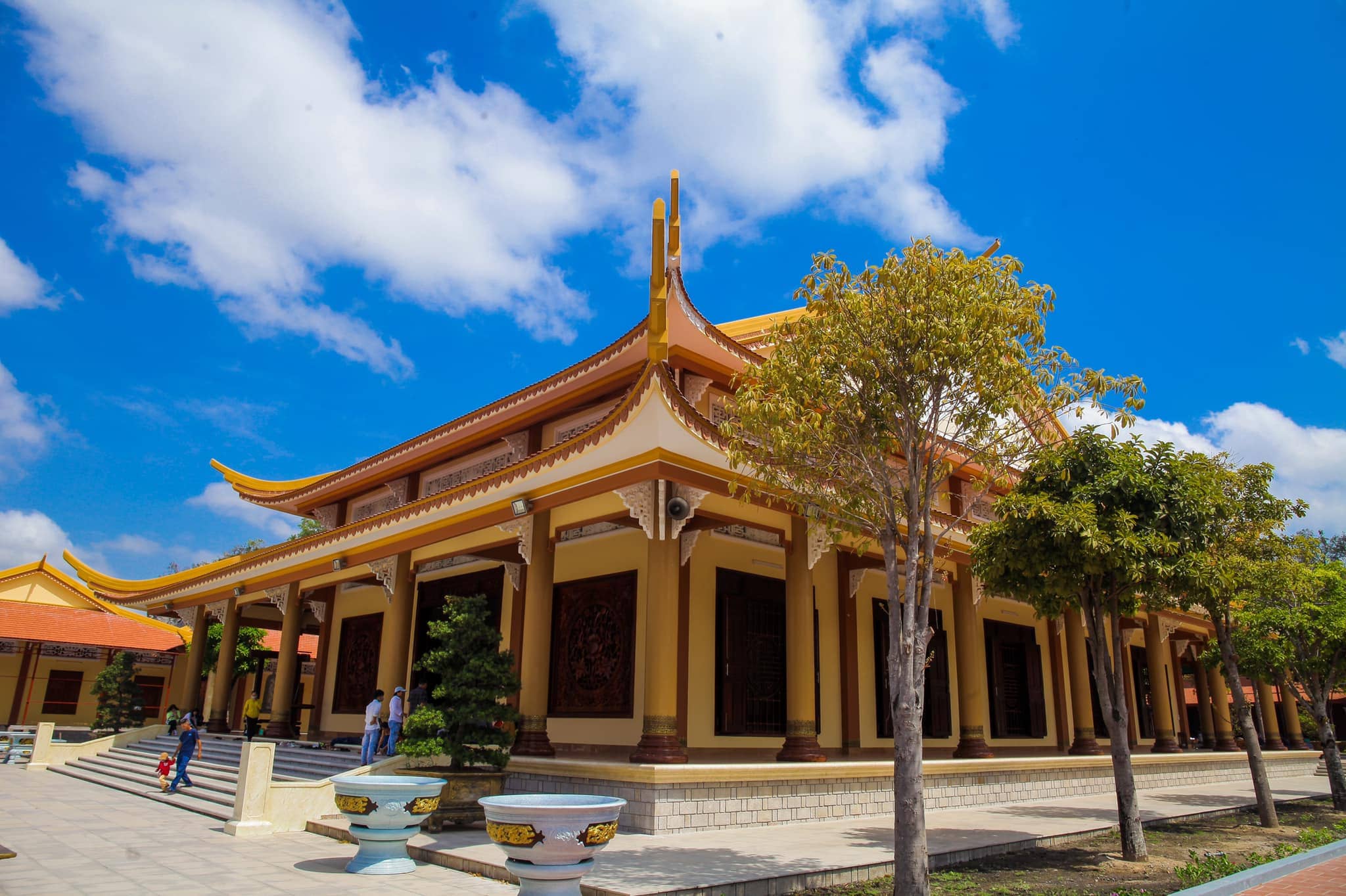Ngắm nhìn kiến trúc Phật giáo truyền thống của người Việt tại Thiền viện Trúc Lâm An Giang