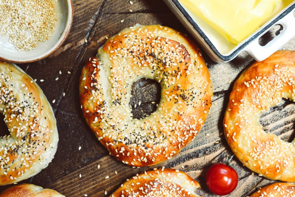 ẩm thực canada Montreal Bagel – Bánh mì tròn đặc trưng của ẩm thực Canada