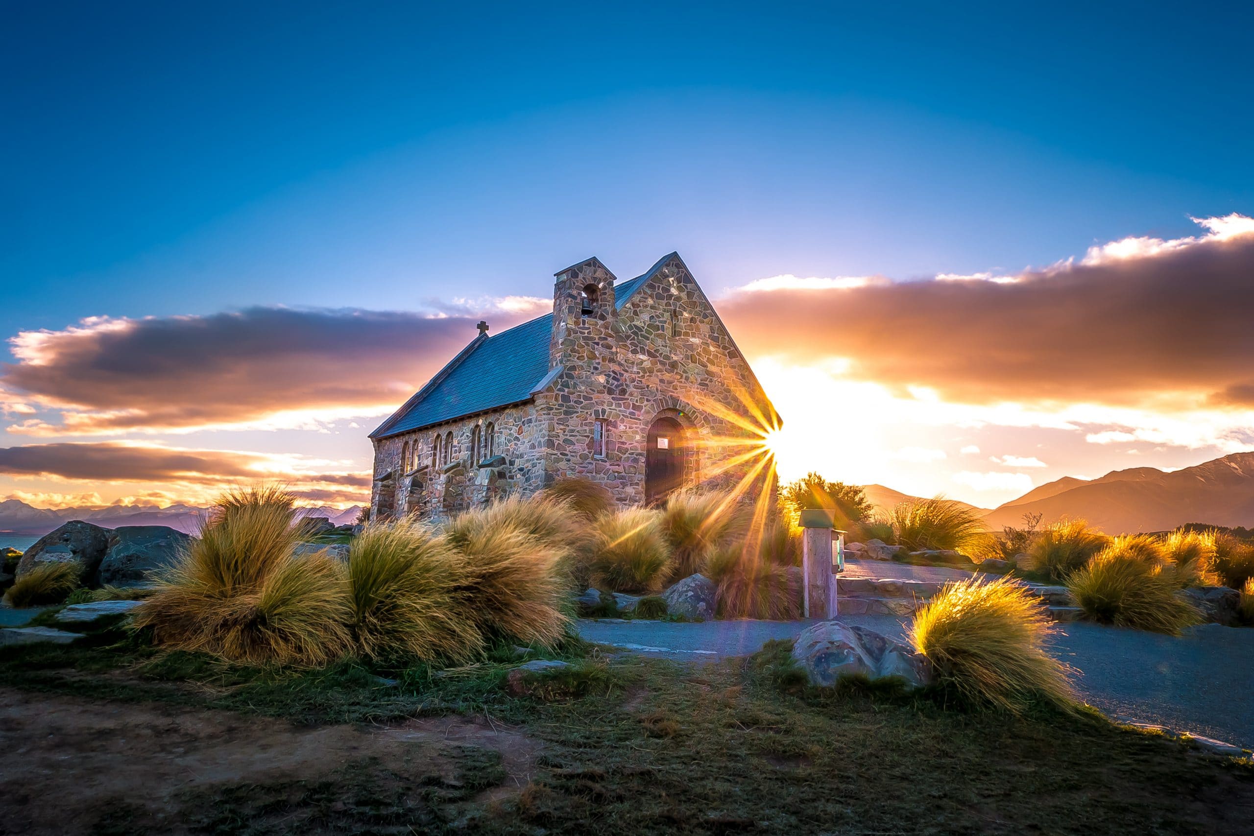 tekapo lake Ghé thăm nhà thờ cổ Good Shepherd - không gian vừa linh thiêng, vừa thơ mộng
