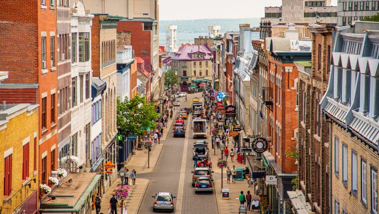 du lịch montreal Phố Saint-Paul – Con phố lịch sử mang dấu ấn kiến trúc và văn hóa độc đáo của Montreal