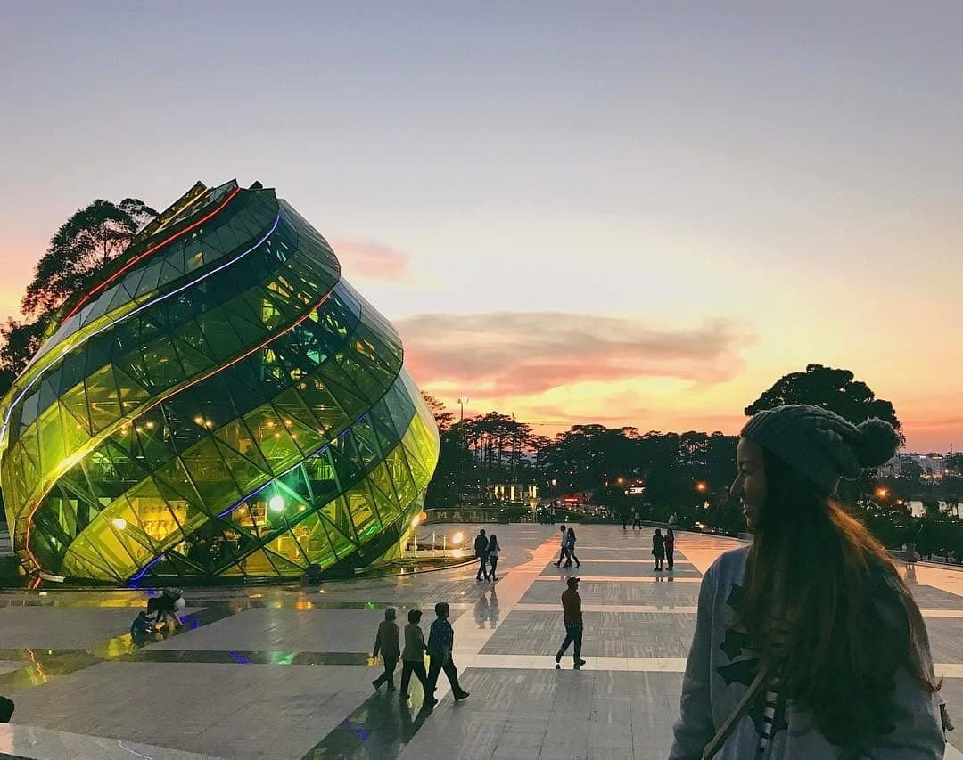 du lịch đà lạt Quảng trường Lâm Viên - điểm check-in hàng đầu của hàng triệu du khách