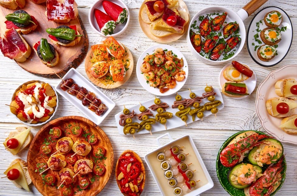 Tapas - món ăn nhẹ nổi tiếng của ẩm thực Tây Ban Nha