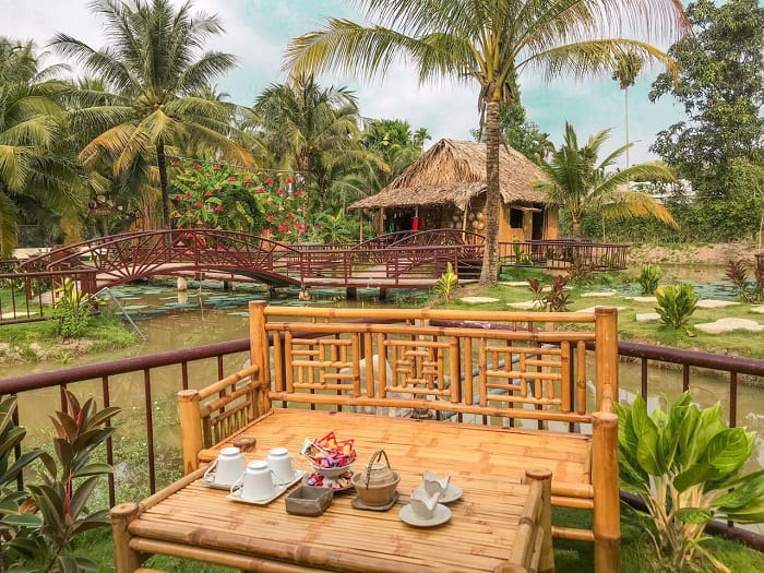 Tận hưởng không khí trong lành với khung cảnh làng quê bình dị tại khu du lịch Làng Xanh