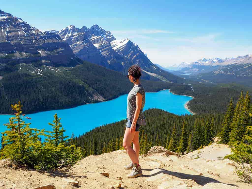 núi rockies Mùa hè là thời điểm lý tưởng cho chuyến hành trình khám phá dãy Rockies Canada