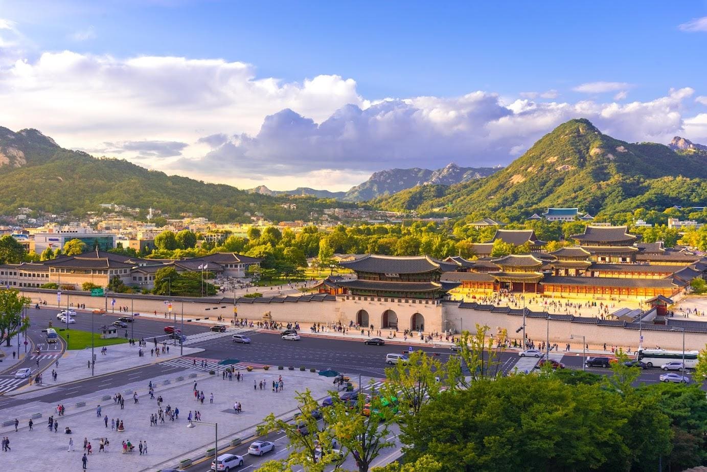 Cung điện Gyeongbokgung là biểu tượng lịch sử và kiến trúc hoàng gia của Hàn Quốc