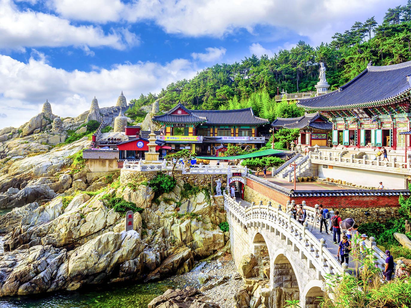 Hàn Quốc là điểm đến hấp dẫn với cảnh quan đa dạng, văn hóa đặc sắc và nền ẩm thực phong phú