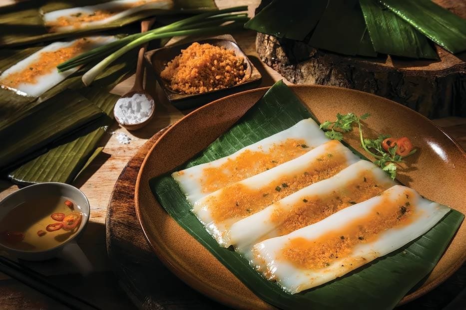 du lịch huế Bánh nậm Huế mềm mịn, thơm ngon, gói trọn hương vị dân dã cố đô
