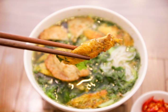 du lịch hà nam Bún, bánh đa cá rô đồng Hà Nam thơm ngon, nước dùng ngọt thanh