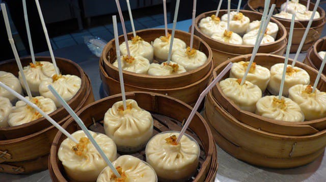 du lịch thượng hải Tiểu Long Bao Thượng Hải mềm mịn, nhân mọng nước, hấp dẫn ngay từ miếng đầu tiên