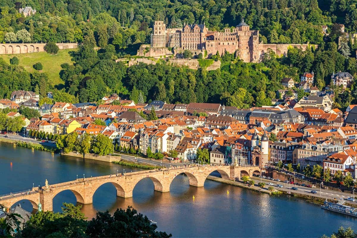 du lịch đức Heidelberg – thành phố đại học cổ kính bên dòng sông Neckar thơ mộng