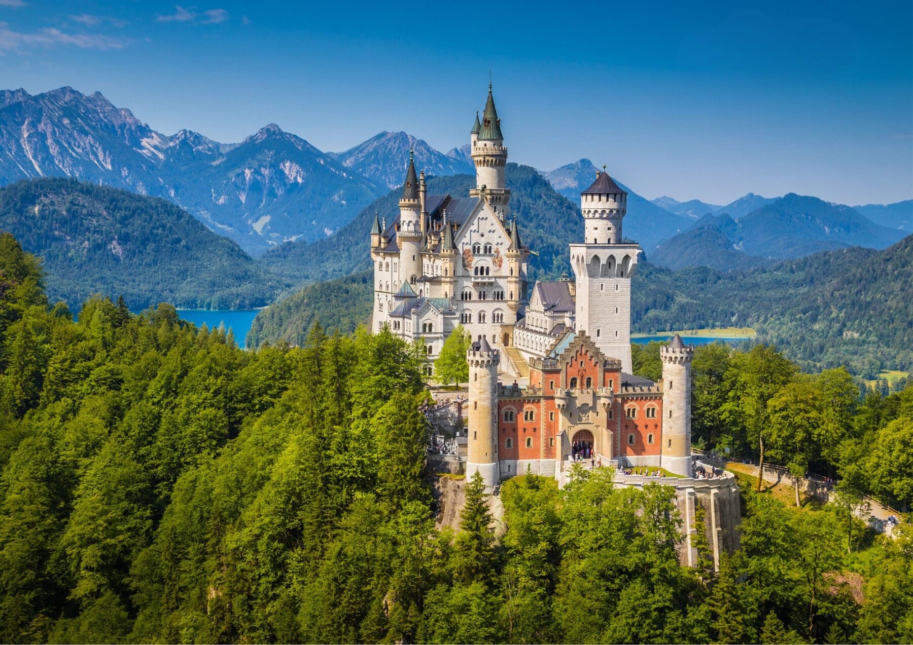 du lịch đức Lâu đài Neuschwanstein – biểu tượng cổ tích giữa núi rừng nước Đức
