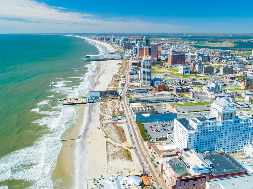 du lịch bờ đông nước mỹ Atlantic City – thành phố nghỉ dưỡng ven biển sôi động với những sòng bài, bãi biển và lối đi bộ Boardwalk nổi tiếng