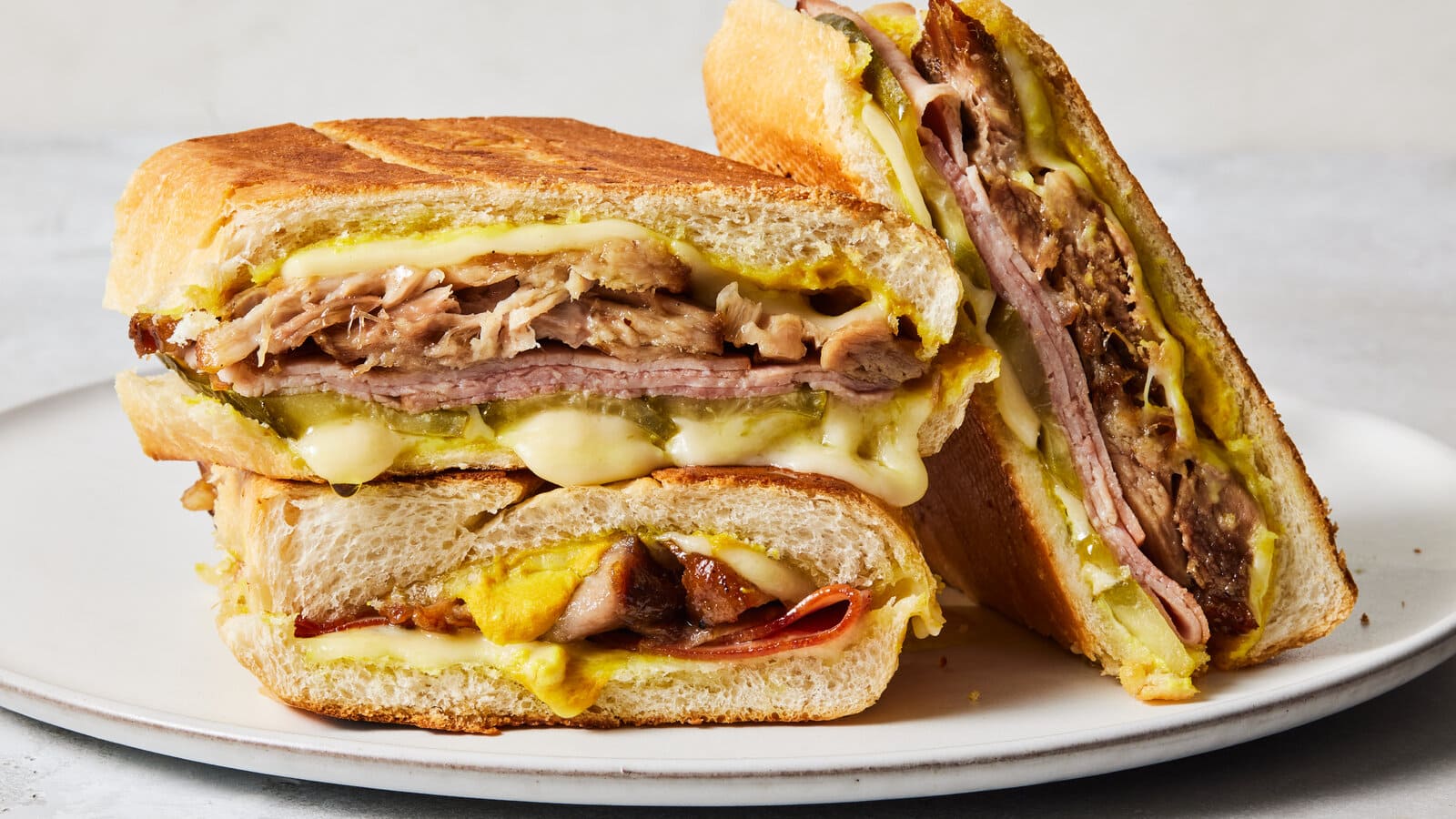 orlando city Cuban Sandwich là món bánh mì kẹp trứ danh ở Orlando Florida