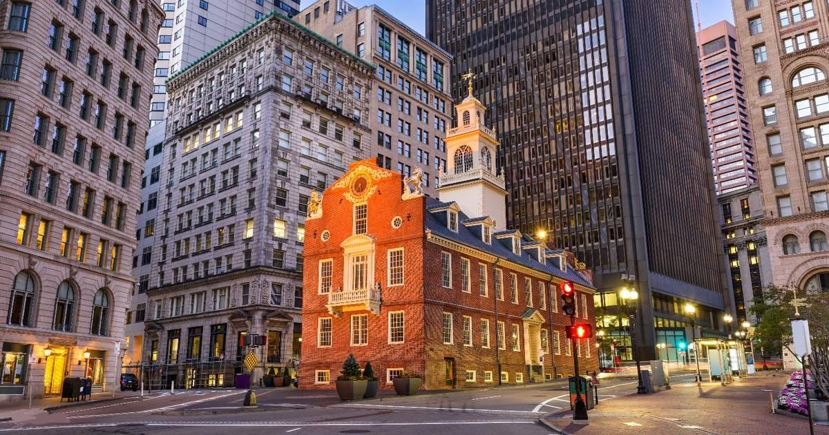 boston Đại lộ Tự Do – Freedom Trail là tuyến đường biểu tượng gắn liền với lịch sử lập quốc của nước Mỹ