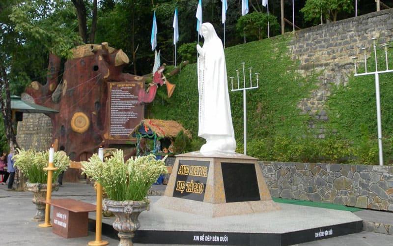đức mẹ tà pao Huyền tích Đức Mẹ Tà Pao – nơi đức tin và những phép lạ nhiệm mầu lan tỏa