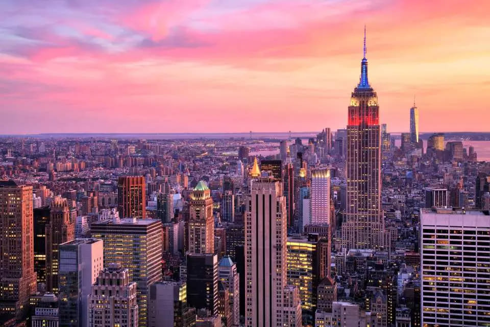 new york Du lịch New York – hành trình khám phá thành phố không ngủ với vẻ đẹp hiện đại, sôi động và đầy trải nghiệm đáng nhớ