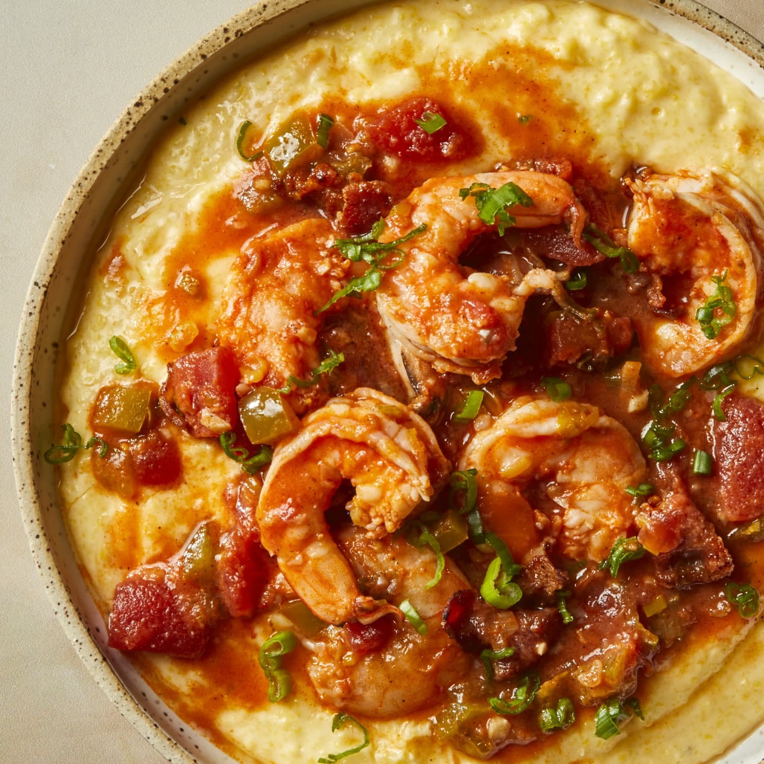 charleston Shrimp and Grits là món ăn biểu tượng Charleston đậm hương vị miền Nam