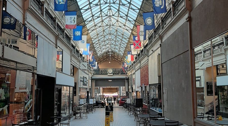 The Arcade Nashville – trung tâm mua sắm lịch sử với mái vòm kính ấn tượng và không gian cổ điển ngay giữa lòng thành phố