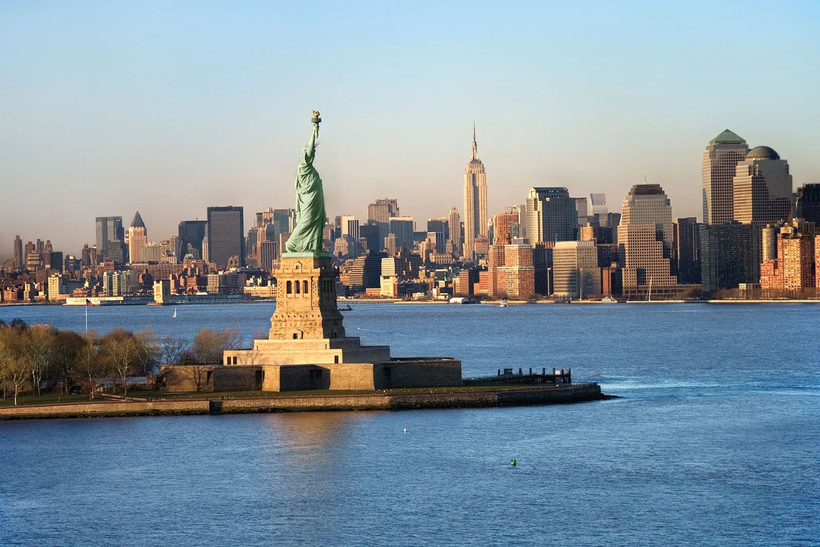 new york Tượng Nữ Thần Tự Do – biểu tượng tự do và niềm kiêu hãnh của nước Mỹ