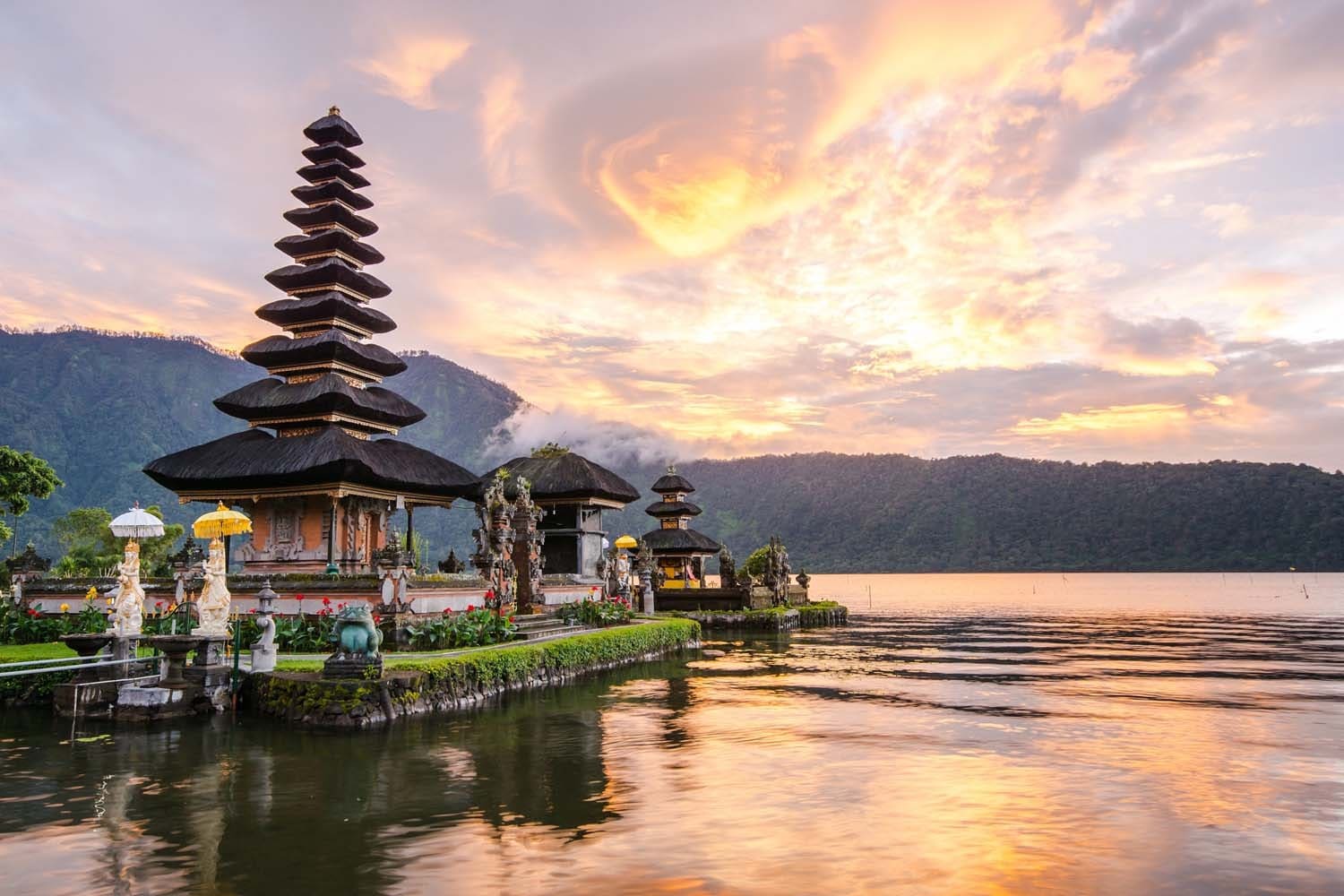 Mùa thu ở Bali dịu mát, yên bình và lãng mạn giữa khung cảnh thiên nhiên trong lành