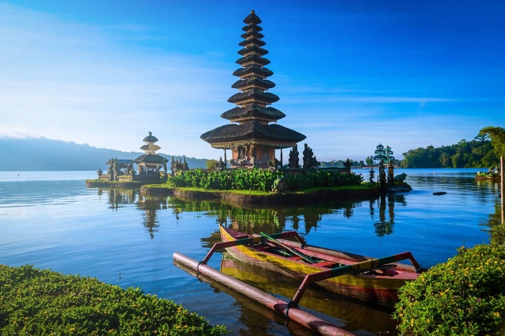 Cao nguyên Bedugul – vùng đất xanh mát với hồ Bratan, đền Ulun Danu và khung cảnh núi rừng thơ mộng