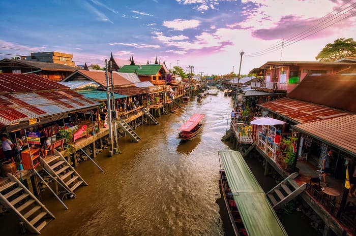 Chợ nổi Amphawa – thiên đường ẩm thực ven sông nổi tiếng gần Bangkok
