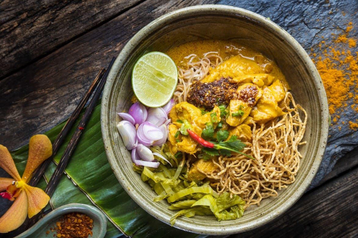 phuket Ẩm thực Phuket – sự hòa quyện tinh tế giữa hương vị cay nồng và ngọt béo đặc trưng Thái Lan