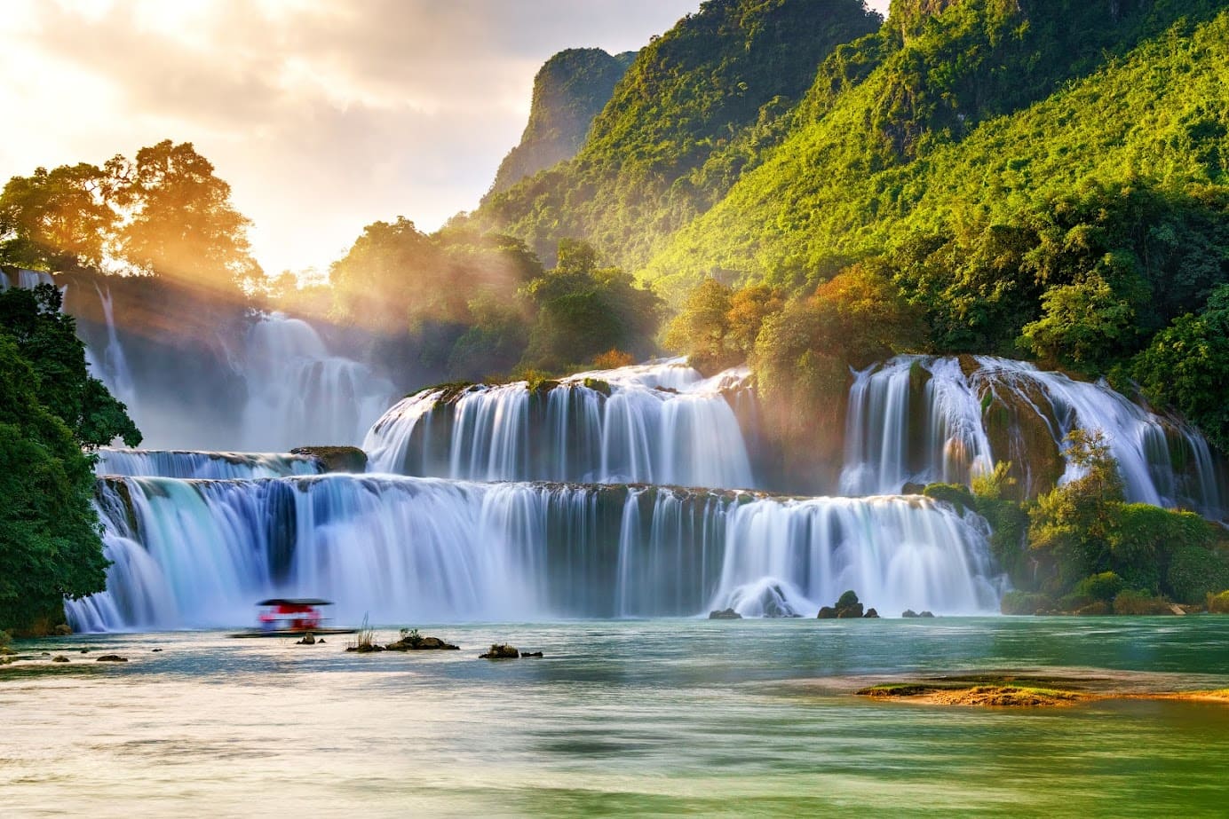 Top 10 địa điểm du lịch Cao Bằng đẹp mê hoặc du khách