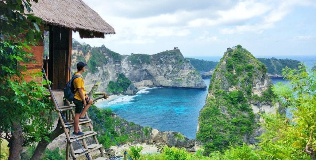 Thời điểm lý tưởng để du lịch Bali tự túc thường rơi vào tháng 4 – tháng 10, tiết trời nắng đẹp, biển trong xanh