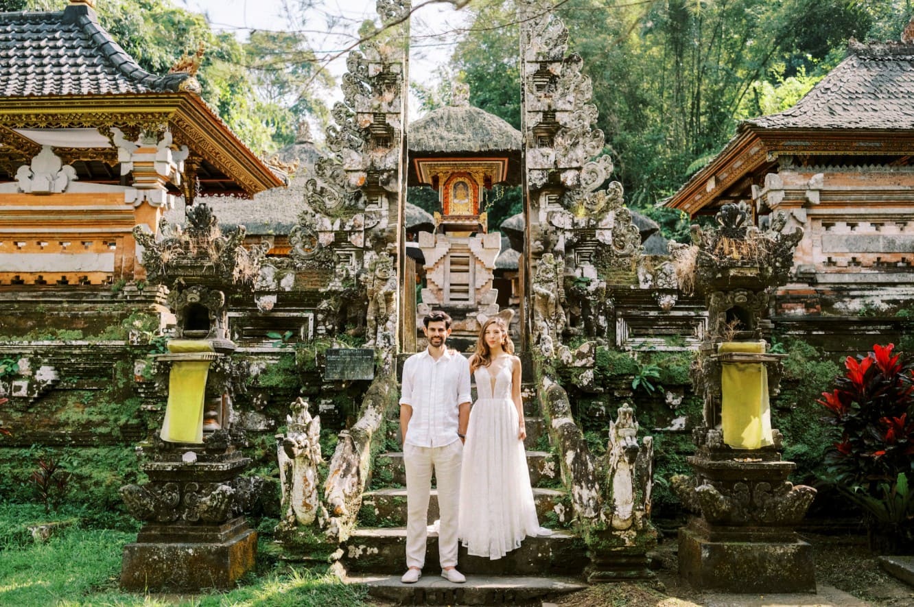 Pura Gunung Kawi Bali mở cửa từ 8:00 sáng đến 6:00 chiều mỗi ngày
