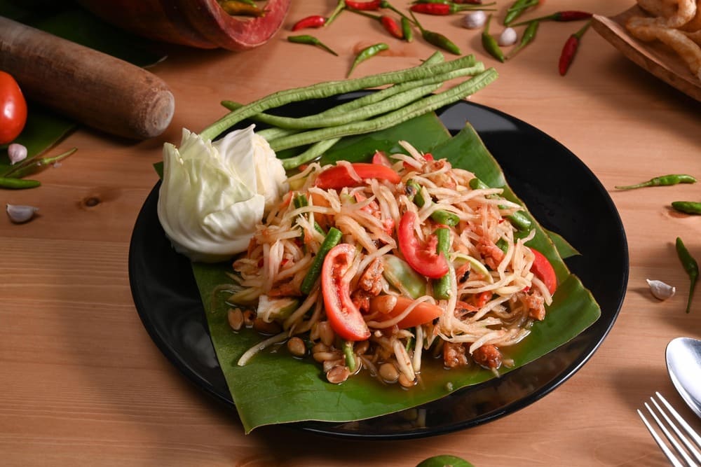 koh phi phi Thưởng thức hương vị Thái Lan với Pad Thai, Tom Yum Goong và các món đặc sản hấp dẫn