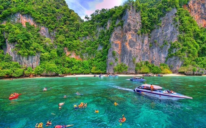 phuket Khám phá vịnh Phang Nga – chiêm ngưỡng kỳ quan thiên nhiên hùng vĩ giữa biển xanh