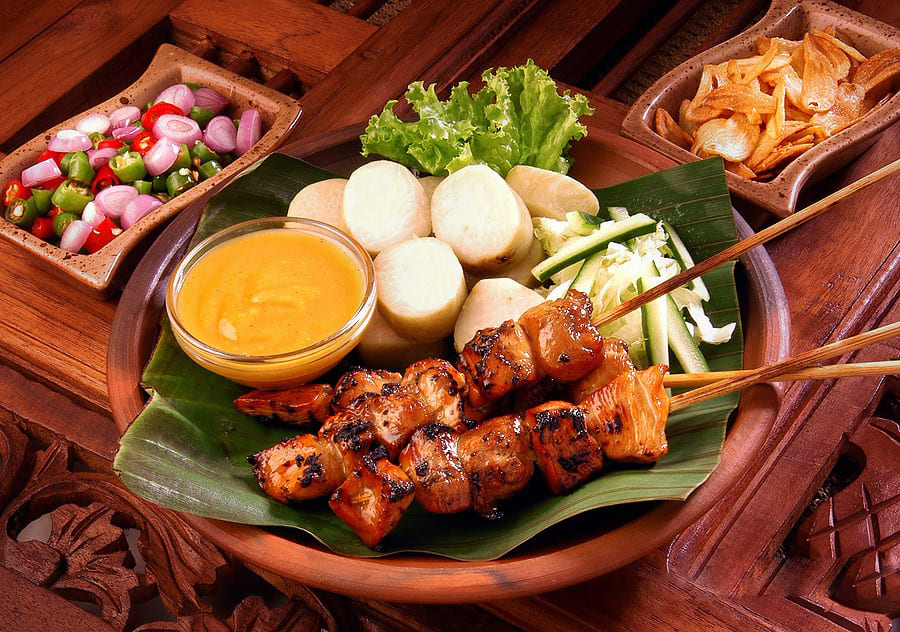 Sate Lembat – xiên thịt nướng thơm lừng, mềm ngọt, đậm chất Bali