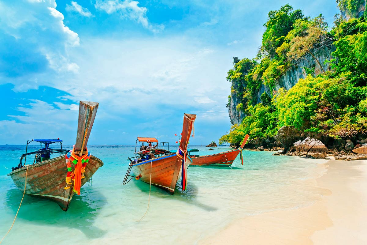 phuket Thời điểm lý tưởng để du lịch Phuket là từ tháng 11 đến tháng 4