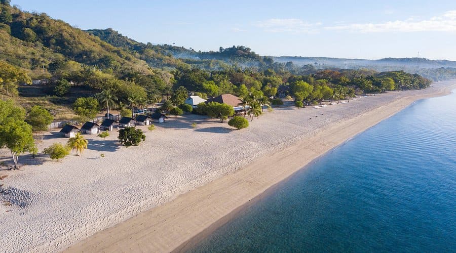 Virgin Beach – bãi biển hoang sơ với cát trắng mịn và làn nước trong xanh tuyệt đẹp