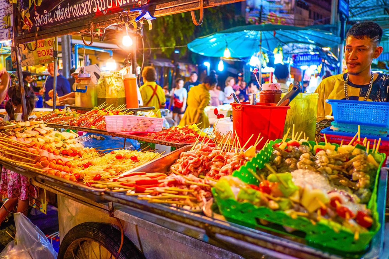 Ẩm thực biển Jomtien hấp dẫn du khách với hải sản tươi ngon và hương vị đậm chất Thái
