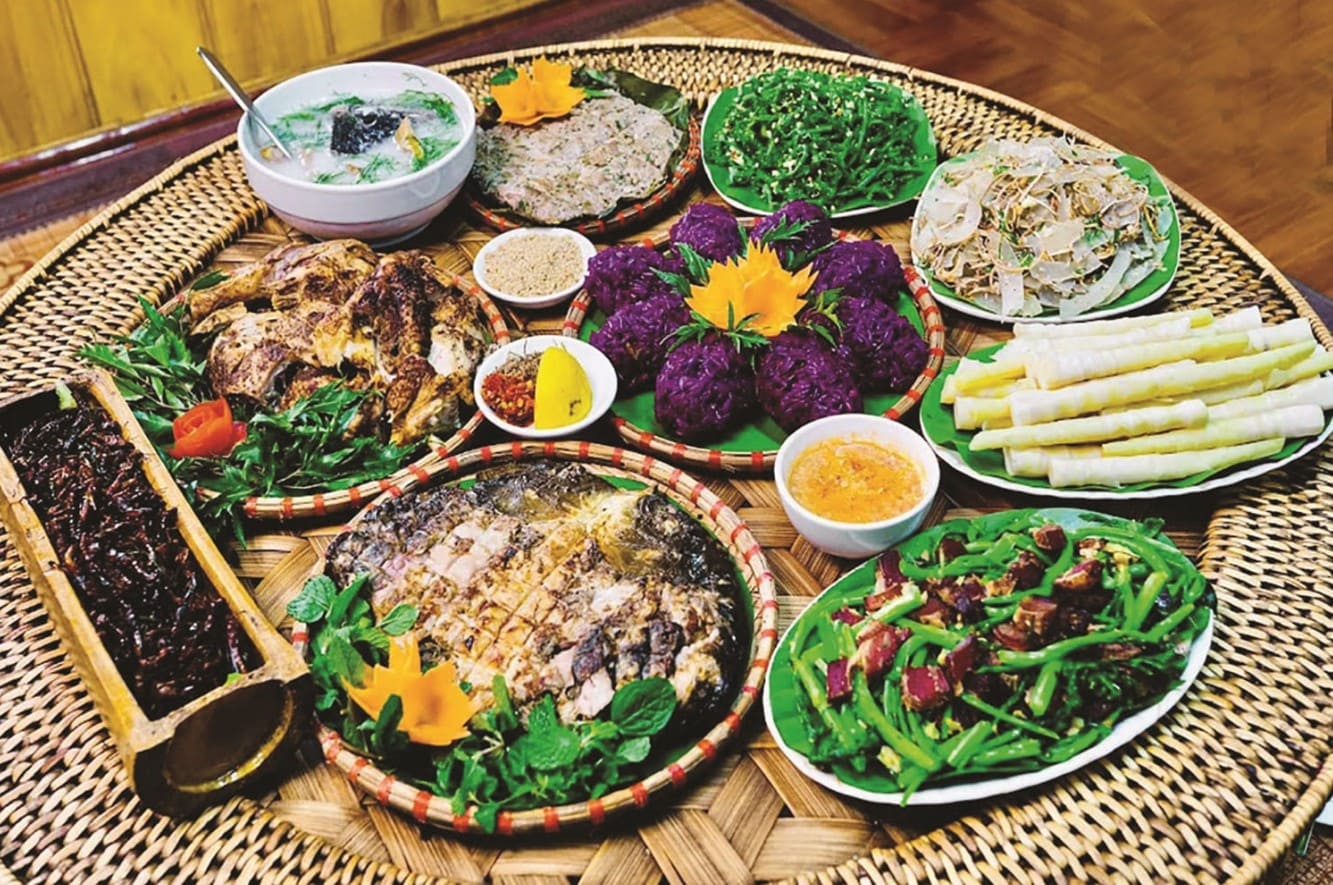 Khám phá ẩm thực Tây Bắc qua 12 món ăn đậm bản sắc